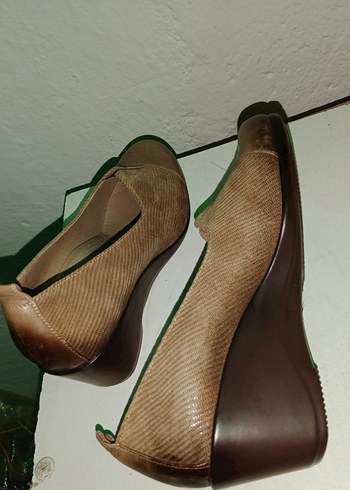 Bej Dolgu Topuklu Yılan Desenli Klasik Kadın Ayakkabı - Görsel 5