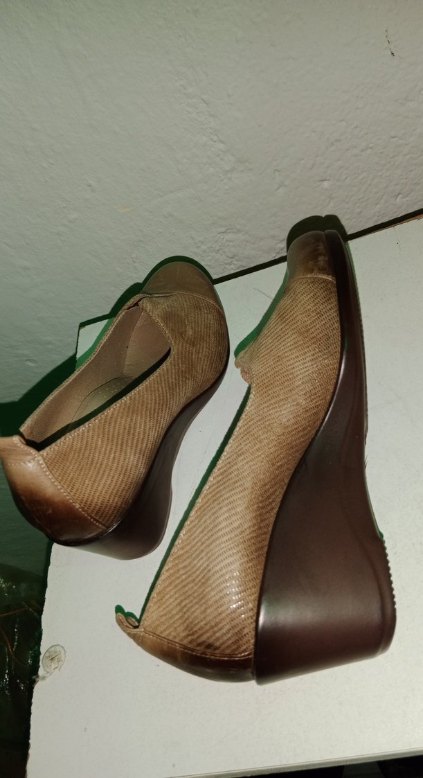 Bej Dolgu Topuklu Yılan Desenli Klasik Kadın Ayakkabı - Görsel 5