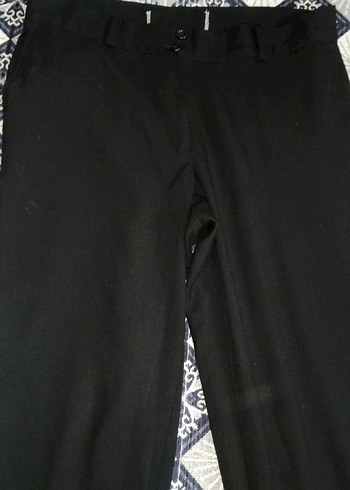 Kadın Siyah Kemerli Kumaş Pantolon - Görsel 2