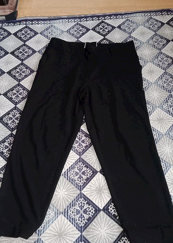 Kadın Siyah Kemerli Kumaş Pantolon - Görsel 3