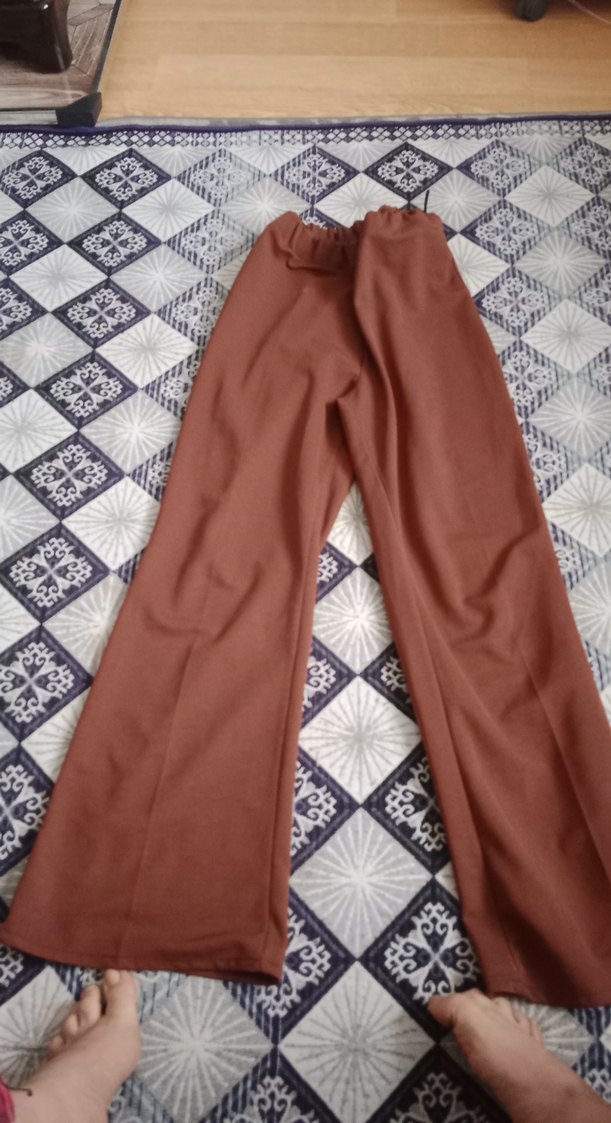 Kahverengi Uzun Kollu Hemşirelik Sabahlığı - Görsel 2