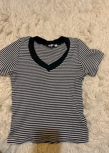 V Yaka Kadın Tişört - Görsel 3