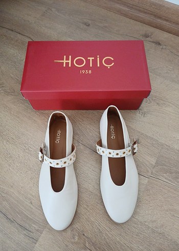 Klasik Beyaz Tokalı Kadın Babet - Görsel 5