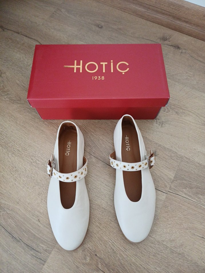 Klasik Beyaz Tokalı Kadın Babet - Görsel 5