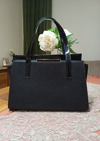 Klasik Siyah Deri Yılan Desenli Çanta - Görsel 6