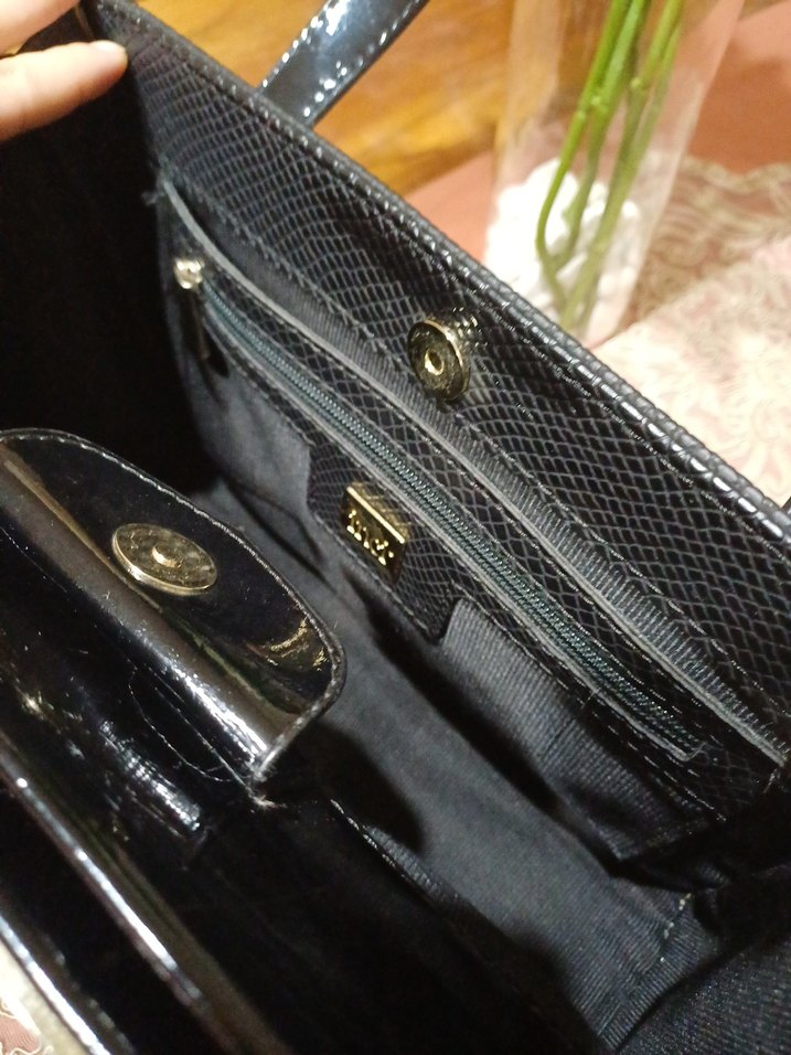 Klasik Siyah Deri Yılan Desenli Çanta - Görsel 3