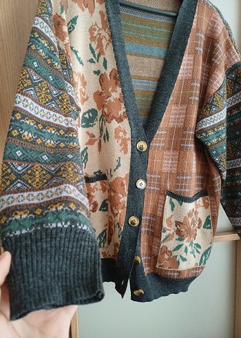 Desenli Bohem Örgü Hırka - Görsel 2