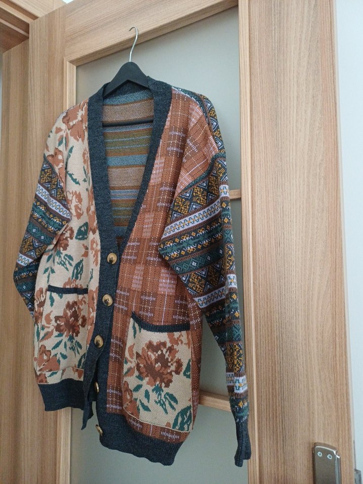 Desenli Bohem Örgü Hırka - Görsel 3