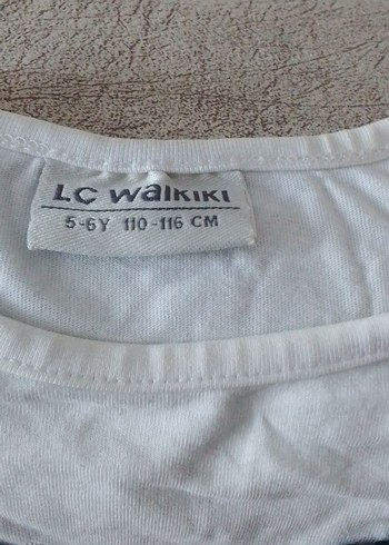 Kelebek Detaylı Kız Çocuk Beyaz Tişört ve lacivert Etek - Görsel 3