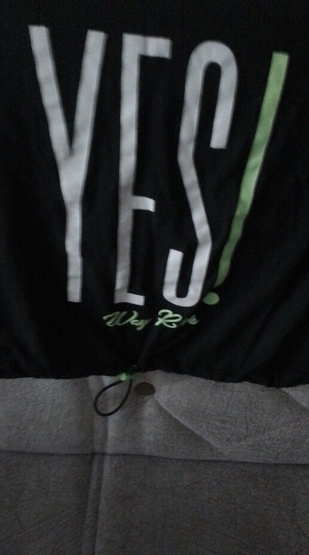 Kız Siyah Baskılı Kemerli Tişört krop - Görsel 2