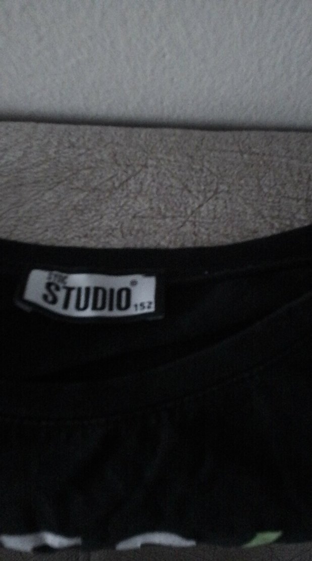 Kız Siyah Baskılı Kemerli Tişört krop - Görsel 4