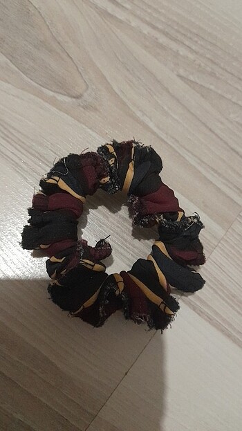 Beden Saç bağlama tokası