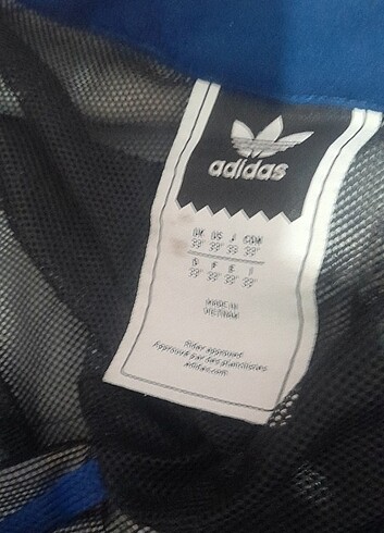 33 Beden Adidas erkek deniz şortu