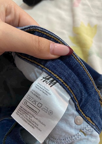 H&M Kot Şort - Görsel 2