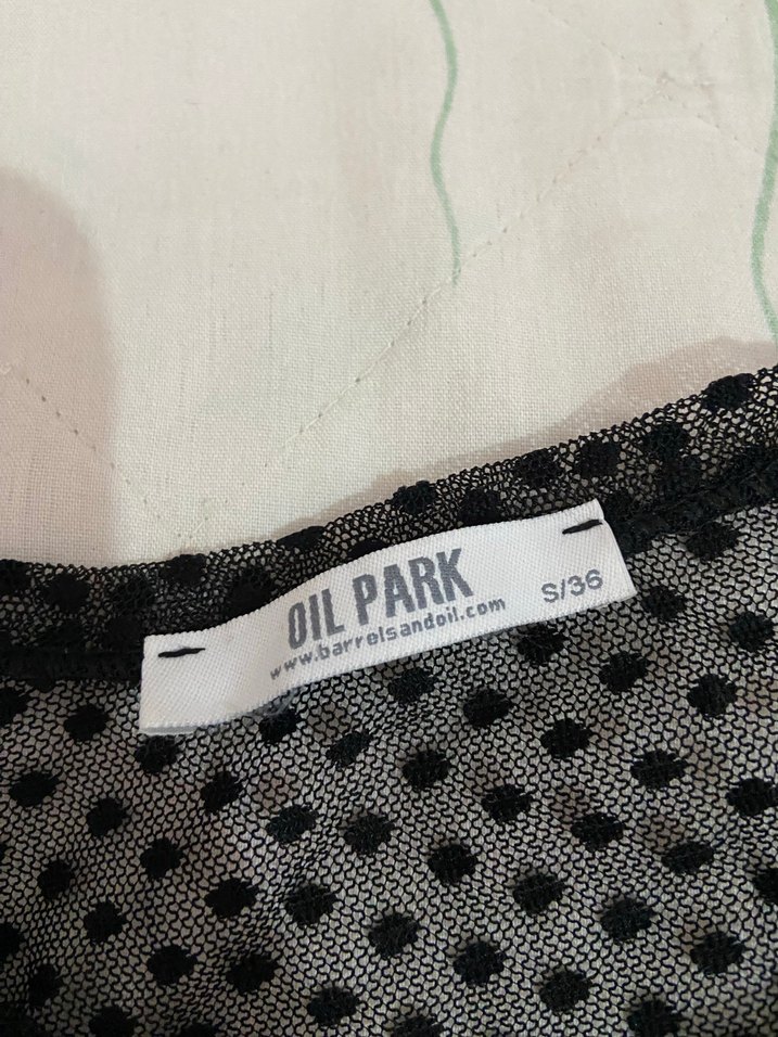 Siyah Dantel Detaylı Kısa Kollu Bluz - Görsel 2