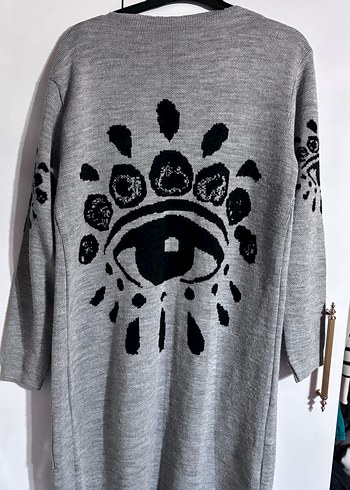 Gri Nakışlı Uzun Triko Kadın Hırka - Görsel 3