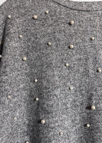 Yarım kollu Gri Triko İnci İşlemeli bluz - Görsel 2