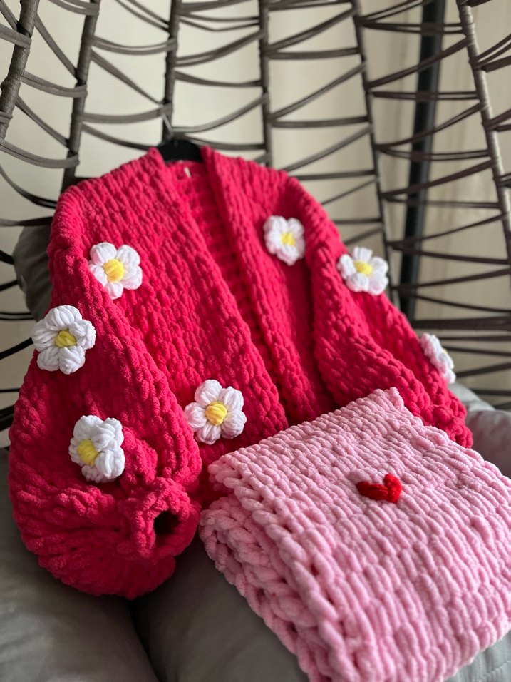 Nakışlı Pembe Örgü Kadın Hırka ve atkı - Görsel 2