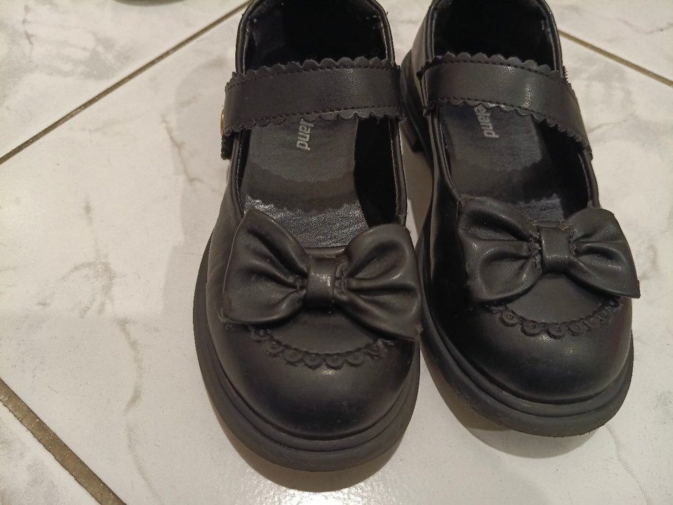 Kız Çocuk Siyah Tokalı Bale Düz Ayakkabı - Görsel 2