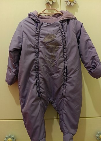 Lilla Bebek Tulumu, Fırfırlı, Gri Detaylı 6.9 ay - Görsel 4