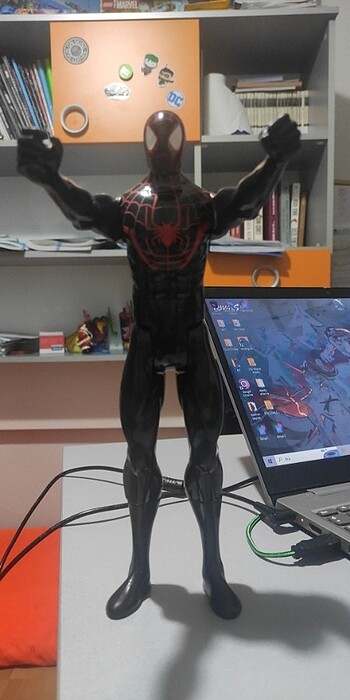 Marvel Spiderman Miles Morales figür - Görsel 2