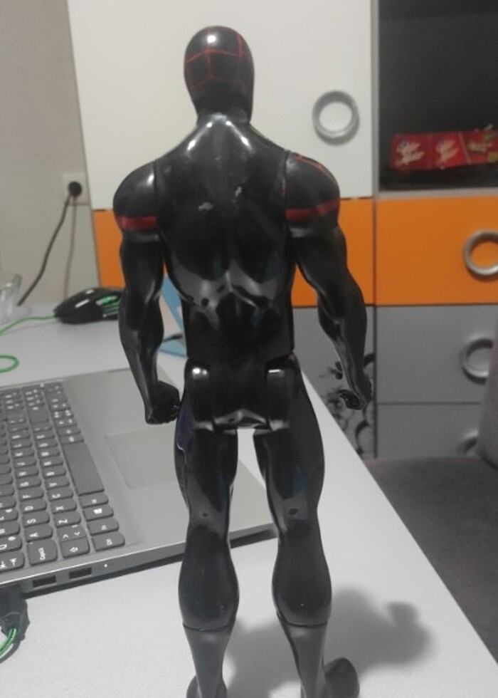 Marvel Spiderman Miles Morales figür - Görsel 4