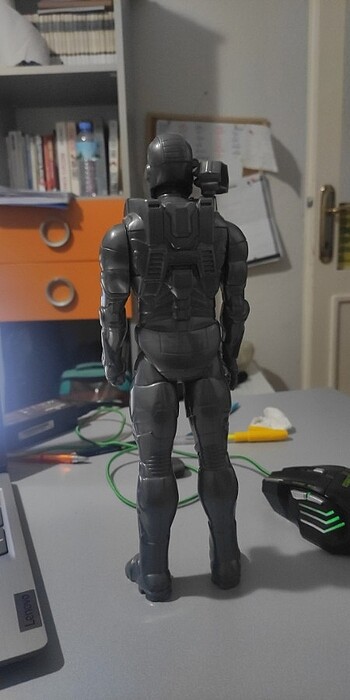 Marvel Avengers War machine figür 30 cm  - Görsel 2