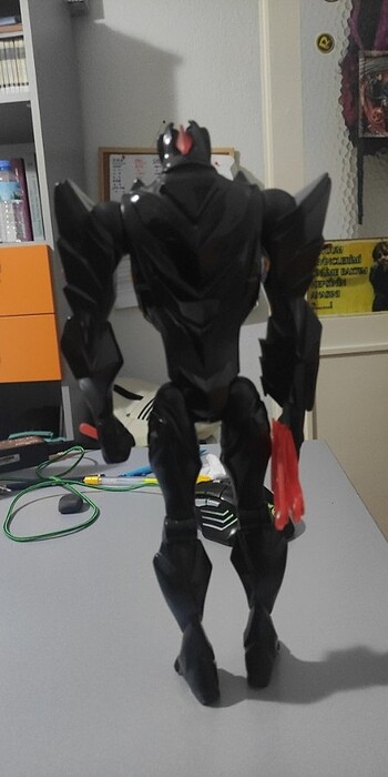 Max Steel Miles Dread figür 30cm - Görsel 3