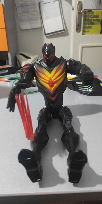 Max Steel Miles Dread figür 30cm - Görsel 4