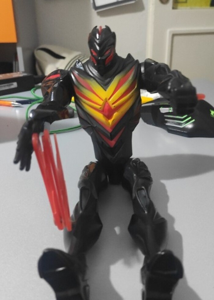 Max Steel Miles Dread figür 30cm - Görsel 4