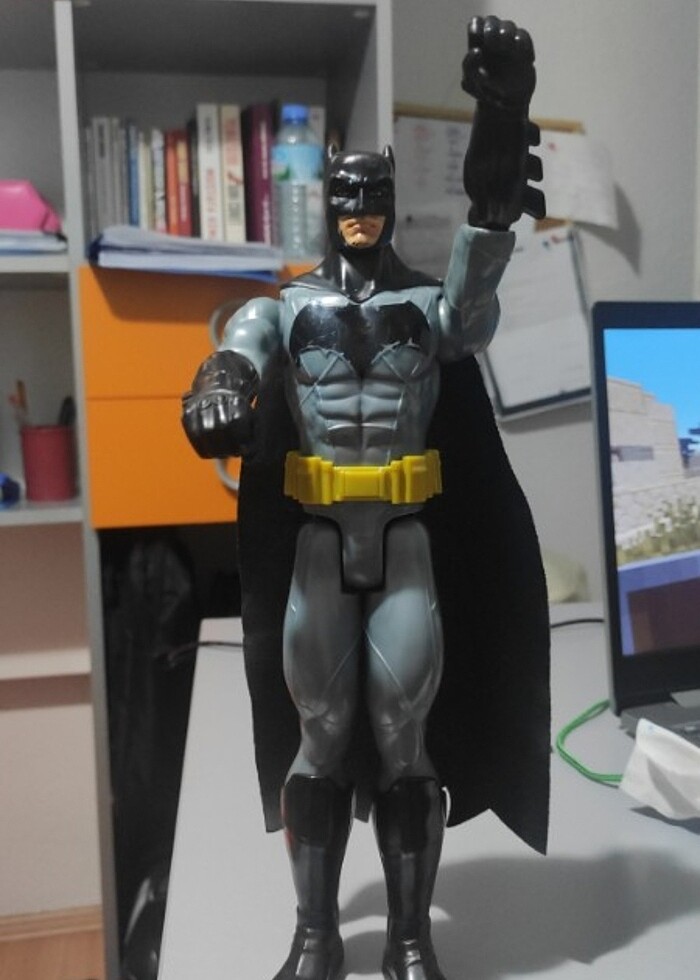 Batman v Superman Batman aksiyon figür  - Görsel 3