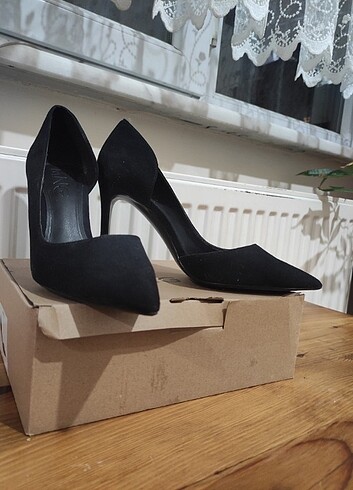 38 Beden Mango Stiletto Ayakkabı 