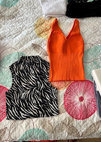 Zebra Desenli Kolsuz Mini Kadın Bluz