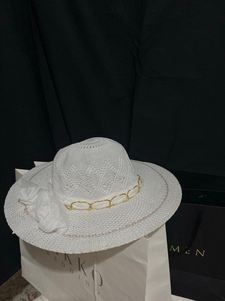 Dantel Detaylı Beyaz Örgü Kadın Şapka - Görsel 2