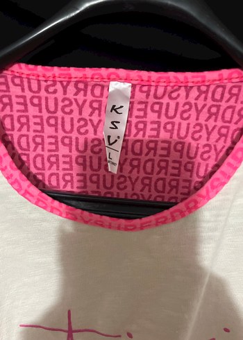 Pembe Baskılı sıfır Kollu Tişört - Görsel 3