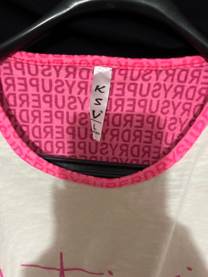 Pembe Baskılı sıfır Kollu Tişört - Görsel 3