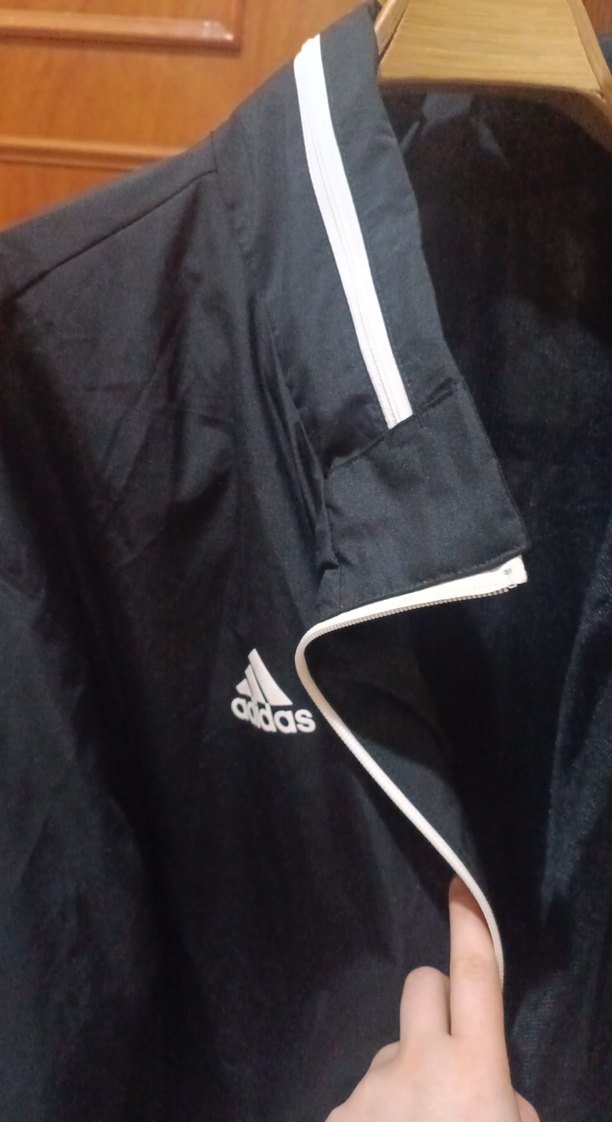 Siyah Fermuarlı Erkek Yağmurluk - Görsel 3