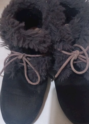 Gri Süet Tüylü Kadın Dolgu Topuk Bot - Görsel 2