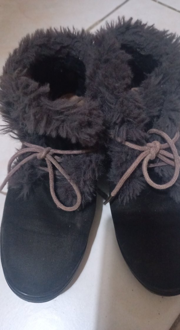 Gri Süet Tüylü Kadın Dolgu Topuk Bot - Görsel 2