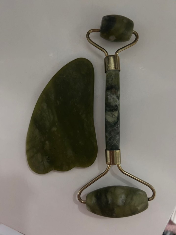 Yeşim Taşı Yüz Masaj Aleti ve Gua Sha - Görsel 2