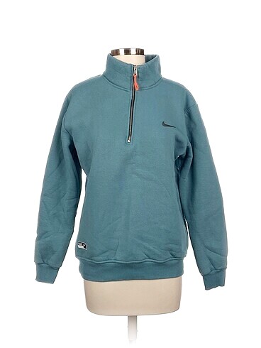 Nike Sweatshirt %70 İndirimli.