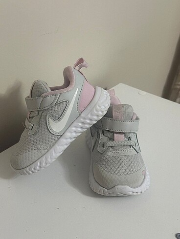 Orijinal Nike