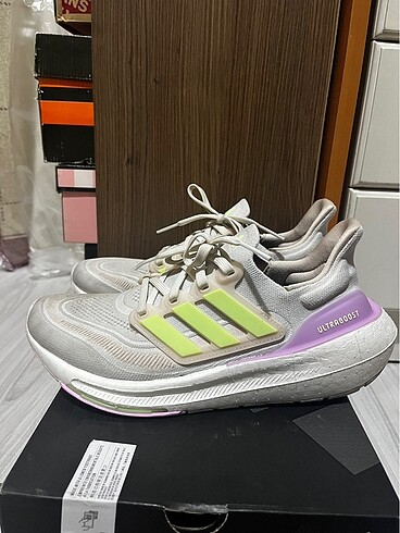 ADİDAS ULTRABOOST 40 NUMARA