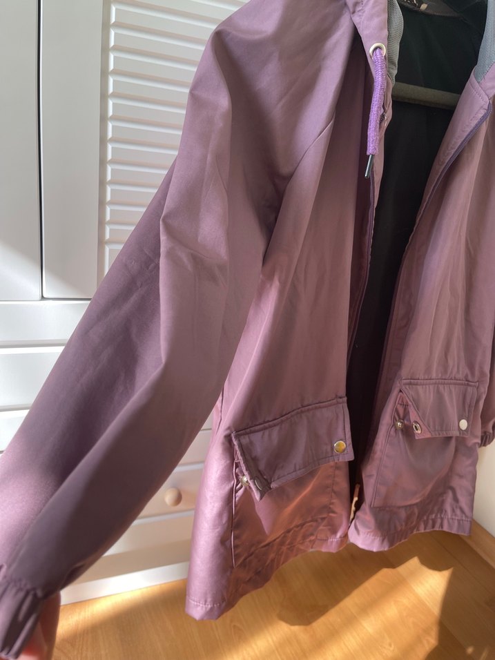 Mor Midi Boy Kapüşonlu Yağmurluk - Görsel 3