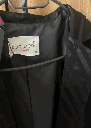 Siyah Kadın Uzun Kollu Ceket - Görsel 4