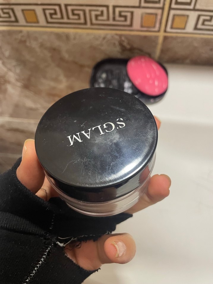 Şeffaf Pudra - İpeksi Mat ve Blur Efektli - Görsel 2