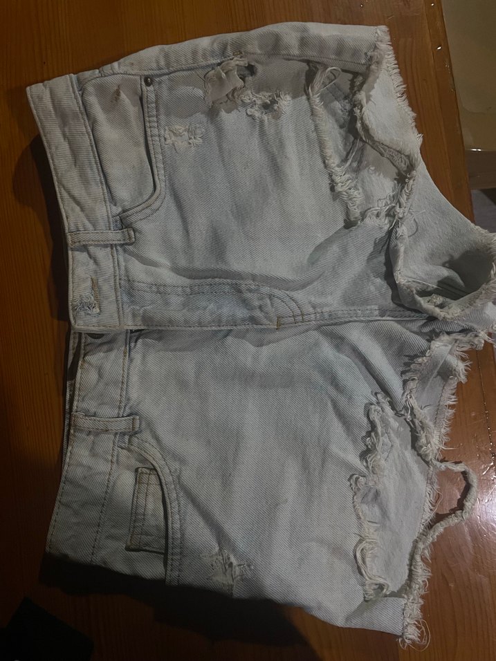 Gri Mini Kadın Denim Şort - Görsel 3