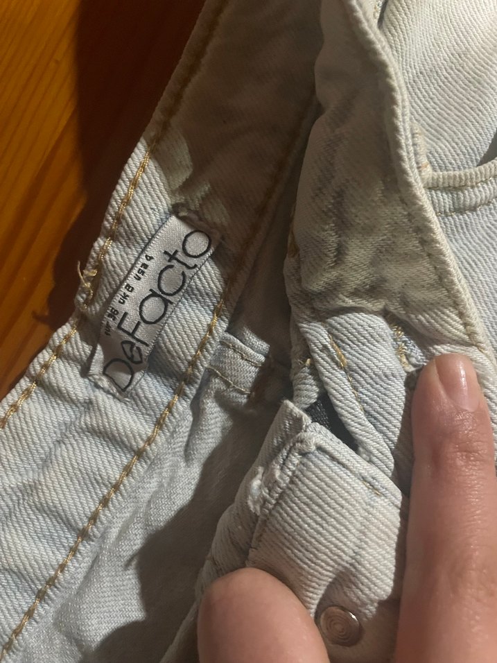 Gri Mini Kadın Denim Şort - Görsel 2