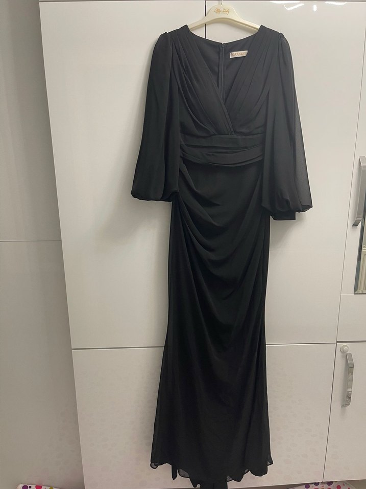 Uzun Siyah Drapeli V Yakalı Abiye Elbise - Görsel 3