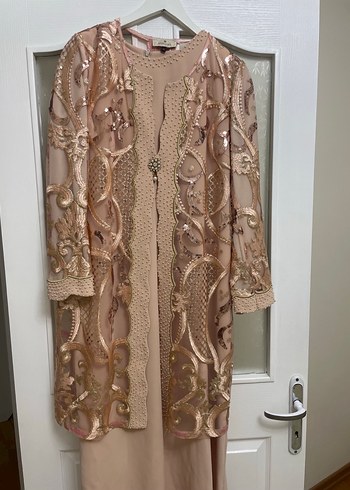 Dantel İşlemeli Bej Uzun Abiye Elbise - Görsel 5